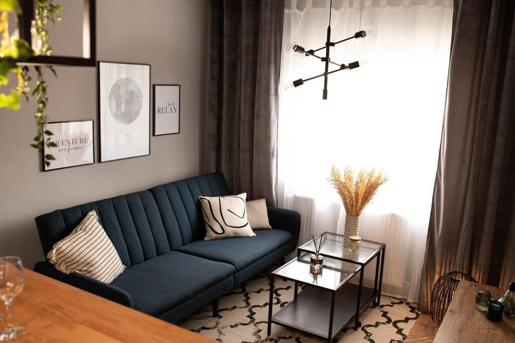 Blue Moon. Cozy Apartment Near Iulius Mall Клуж-Напока Екстериор снимка