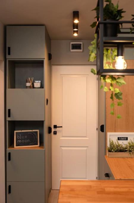Blue Moon. Cozy Apartment Near Iulius Mall Клуж-Напока Екстериор снимка