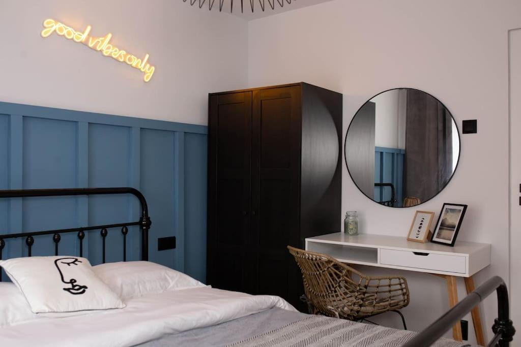 Blue Moon. Cozy Apartment Near Iulius Mall Клуж-Напока Екстериор снимка