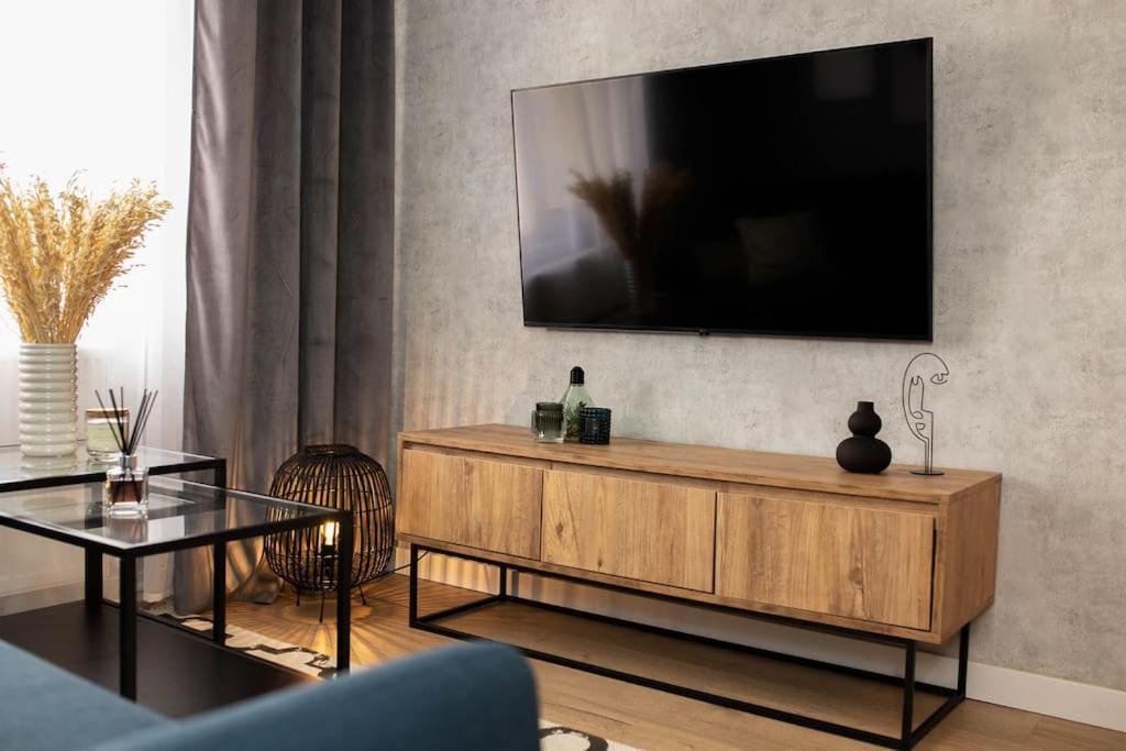 Blue Moon. Cozy Apartment Near Iulius Mall Клуж-Напока Екстериор снимка